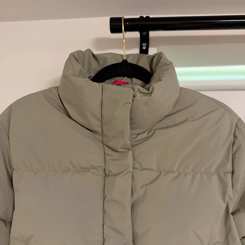Garage Cropped Puffer Jacket in Sage - Picture 4 of 12